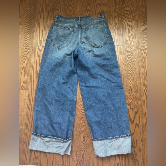 Madewell Superwide-Leg Jeans in Fannin Wash (28) - Picture 7 of 7